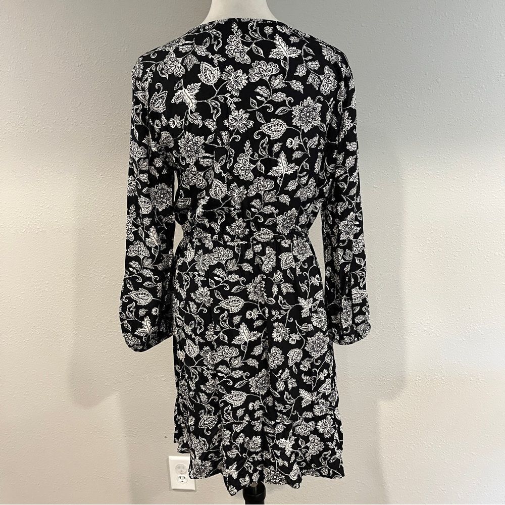 Old Navy Floral long sleeve Dress size medium‎ - Picture 6 of 12